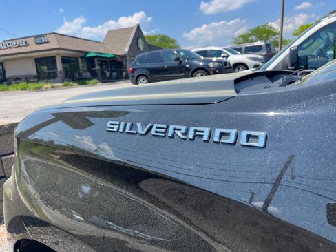 Used 2021 Chevrolet Silverado 1500 Custom AWD/4WD image 10