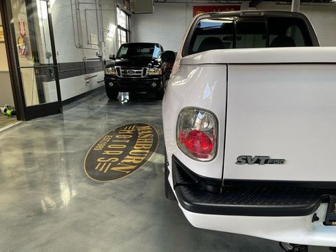 Used 2003 Ford F150 Lightning image 14