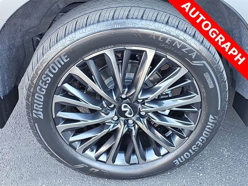 Used 2025 INFINITI QX80 Autograph w/ Autograph Exterior Package image 12