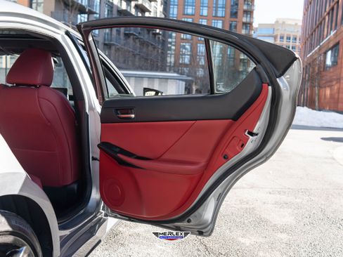 Used 2022 Lexus IS 350 F Sport image 45