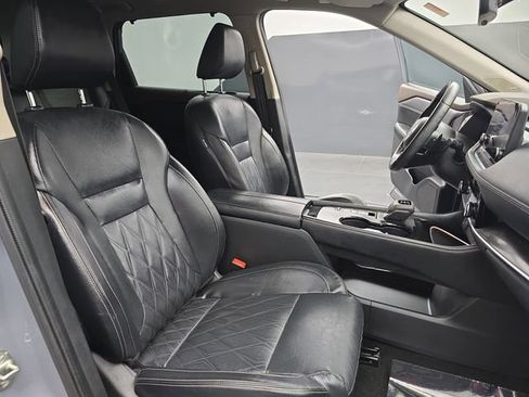 Used 2023 Nissan Rogue Platinum w/ Platinum Premium Package FWD image 54