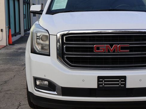 Used 2019 GMC Yukon SLE w/ SLE Value Package image 11