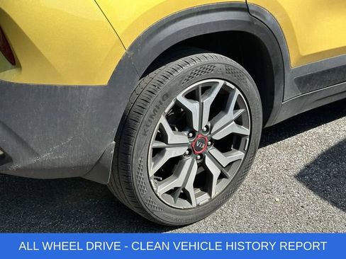 Used 2021 Kia Seltos SX w/ SX Sunroof Package AWD/4WD image 6