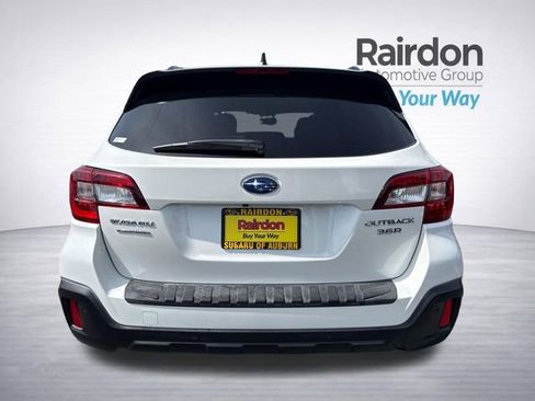 Used 2019 Subaru Outback 3.6R Touring AWD/4WD image 6