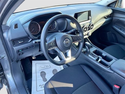 Used 2023 Nissan Sentra S image 8