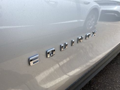 Used 2020 Chevrolet Equinox Premier FWD image 8