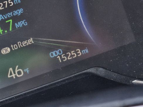 Used 2024 Toyota RAV4 XLE Premium image 15