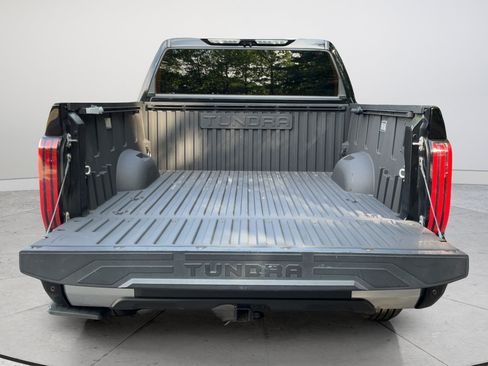Used 2023 Toyota Tundra Limited AWD/4WD image 18