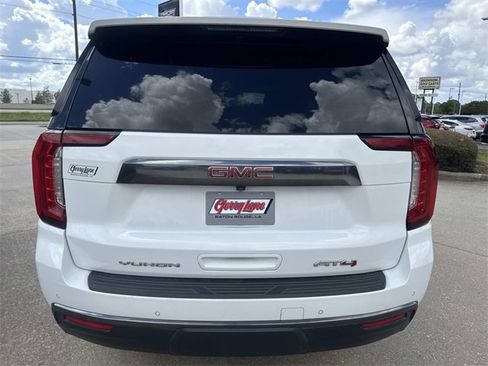 Used 2023 GMC Yukon AT4 w/ Technology Package image 6