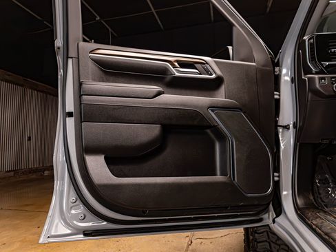 Used 2024 Chevrolet Silverado 1500 LT Trail Boss image 27