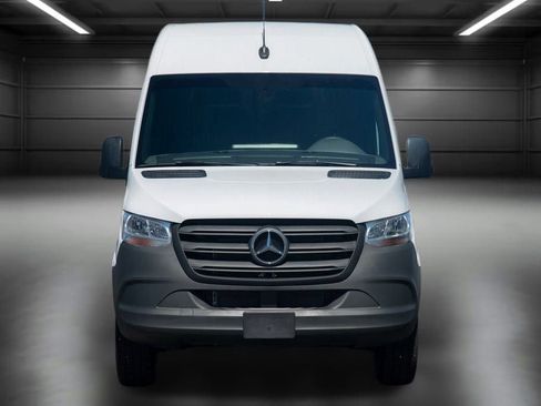 Used 2024 Mercedes-Benz Sprinter 144 Cargo image 3