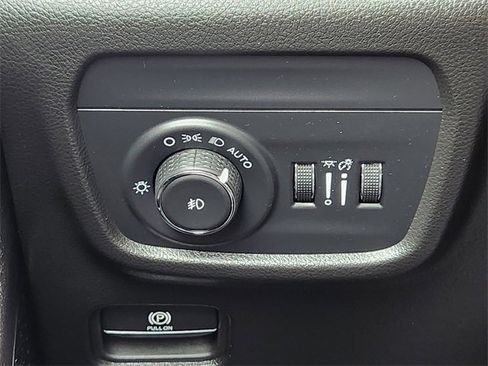 Certified 2025 Jeep Grand Cherokee L Summit w/ Obsidian Package image 20