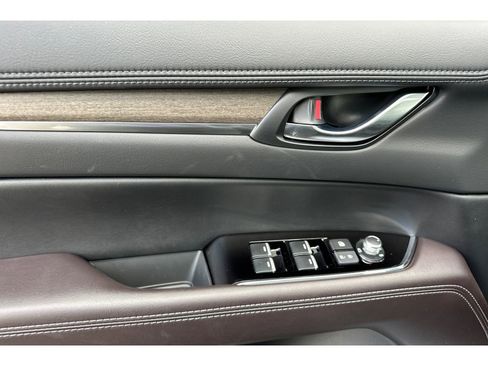 New 2025 MAZDA CX-5 Signature image 10