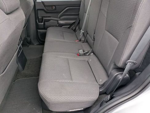 Used 2025 Toyota 4Runner SR5 AWD/4WD image 17