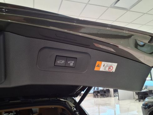 Certified 2025 Lexus NX 350 AWD w/ Premium Package image 19