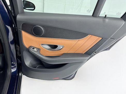 Certified 2022 Mercedes-Benz GLC 300 image 25