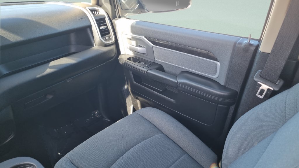 Used 2019 RAM 2500 Big Horn AWD/4WD image 13
