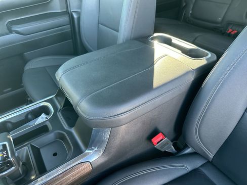 Certified 2024 Chevrolet Silverado 1500 LT Trail Boss w/ Convenience Package II image 21