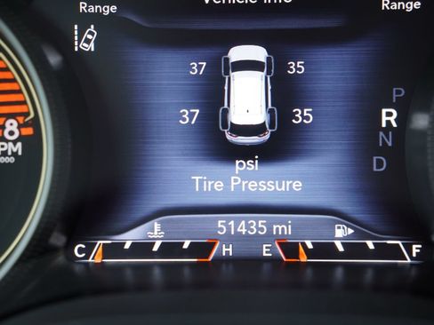 Used 2022 Jeep Cherokee Trailhawk w/ Sound & Nav Group AWD/4WD image 36
