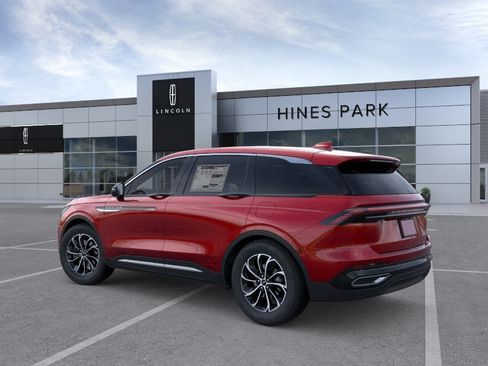 New 2026 Lincoln Nautilus Premier AWD/4WD image 4