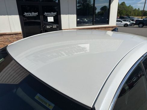 Used 2021 Honda Accord Sport image 12