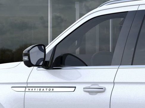 New 2025 Lincoln Navigator L Reserve image 20