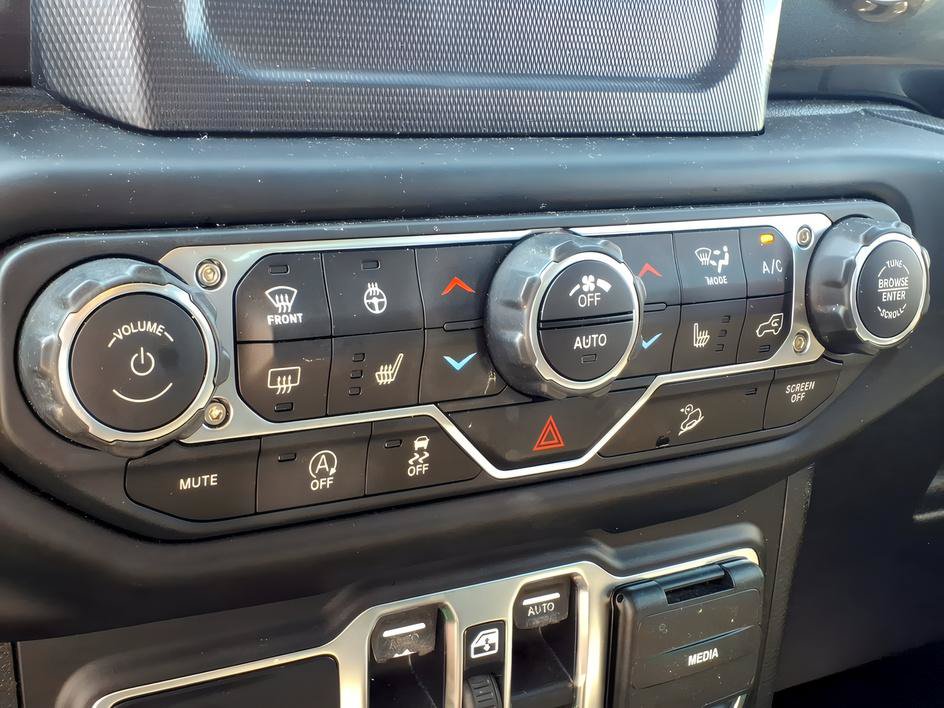 Used 2019 Jeep Wrangler Unlimited Sport AWD/4WD image 22
