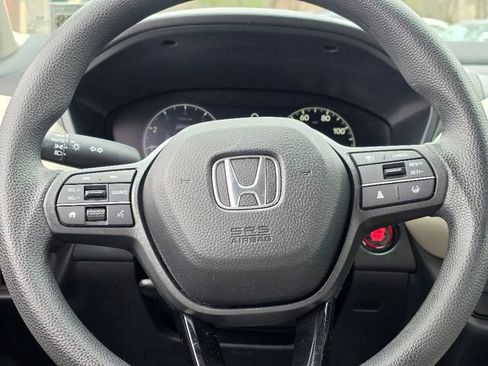 Used 2024 Honda HR-V LX image 28