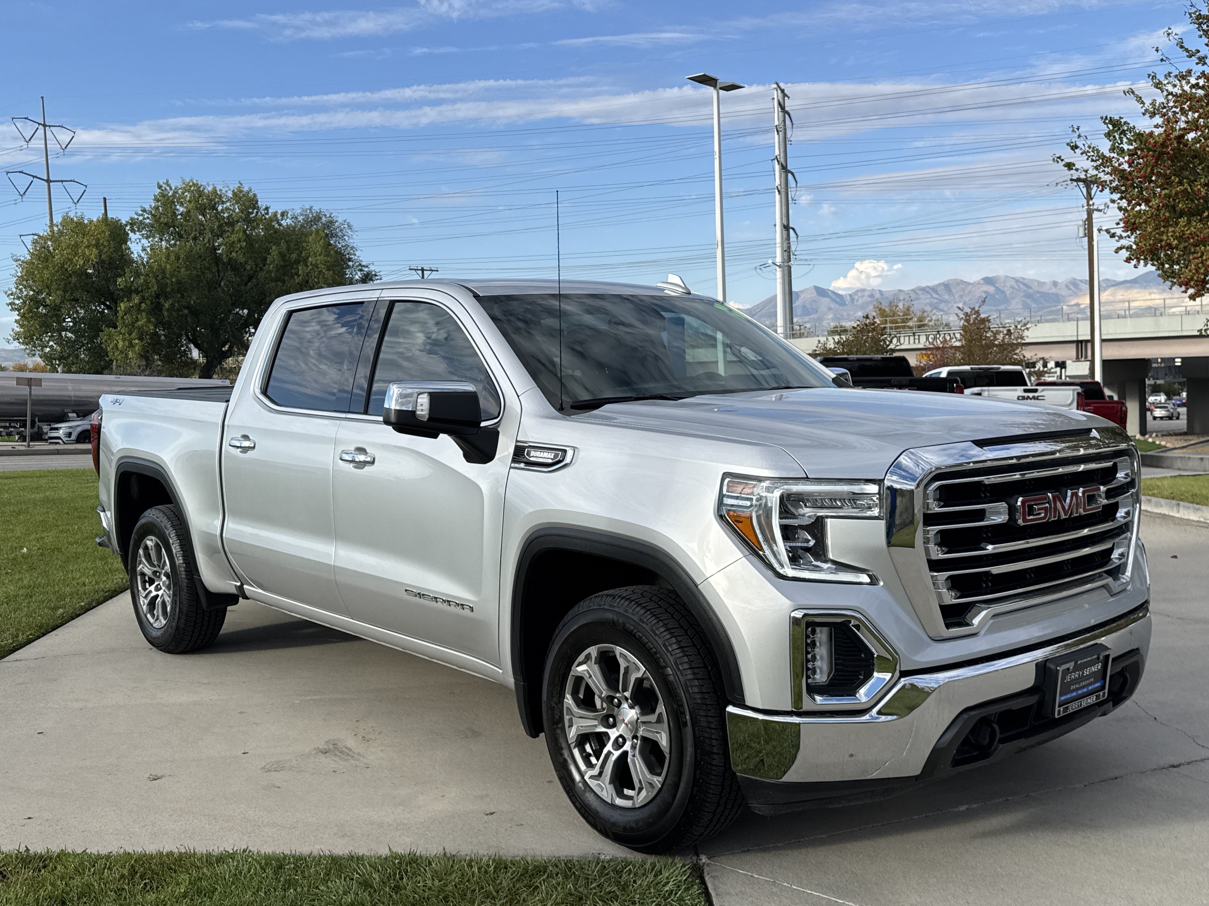 Used 2022 GMC Sierra 1500 SLT AWD/4WD image 8