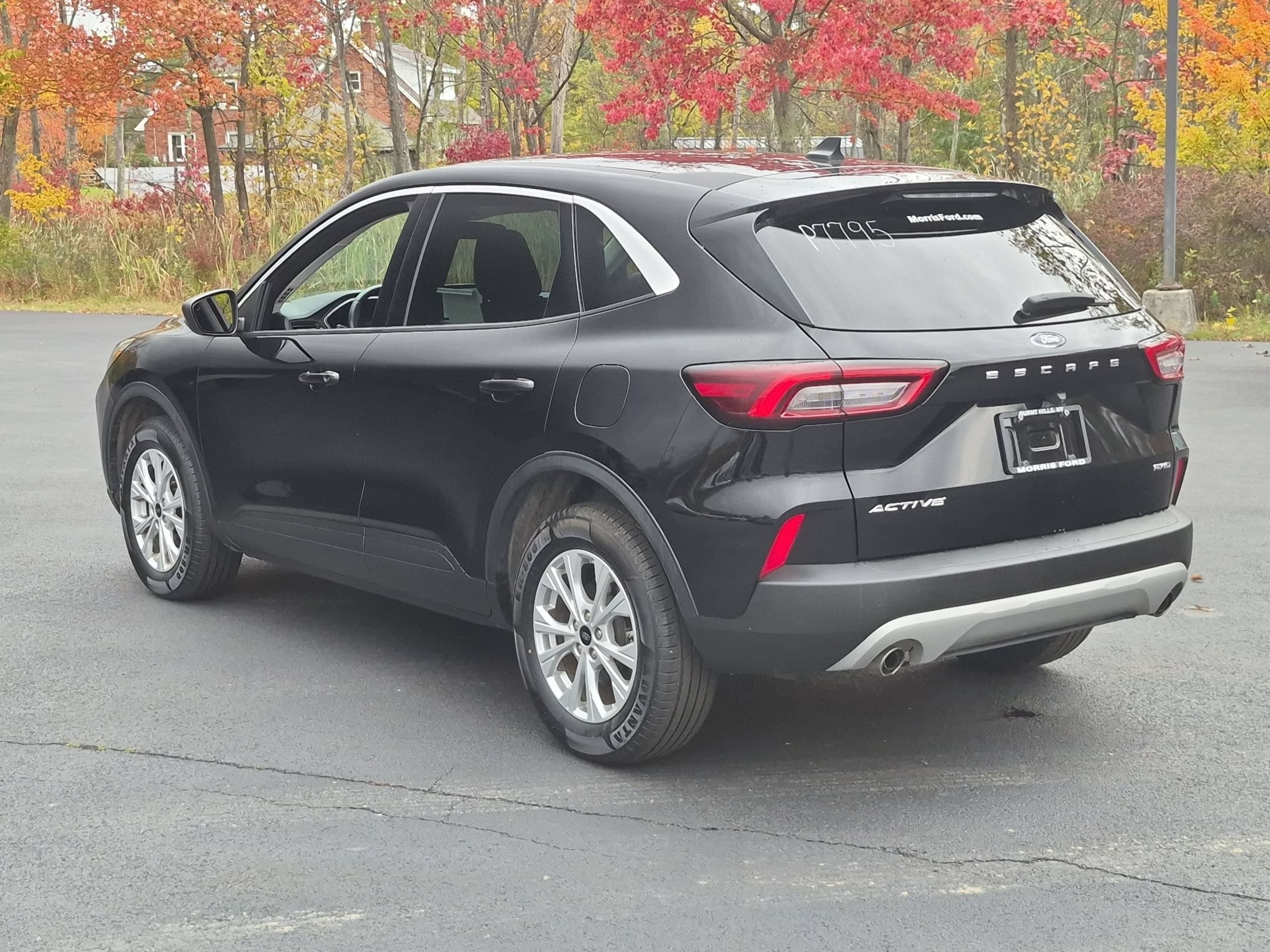 Used 2024 Ford Escape Active AWD/4WD image 5