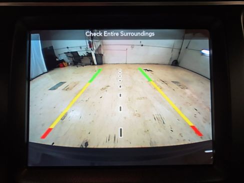 Used 2019 Jeep Cherokee Trailhawk image 19