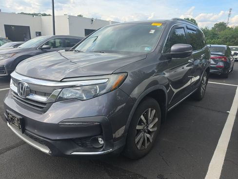Used 2020 Honda Pilot EX image 1
