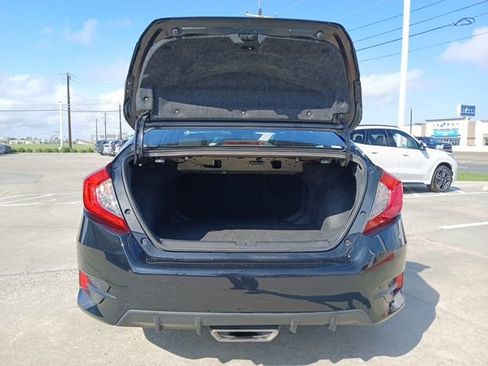 Used 2020 Honda Civic Sport image 9