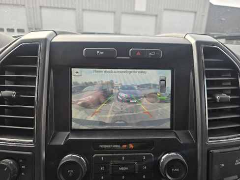 Used 2017 Ford F150 XLT w/ Equipment Group 302A Luxury image 20