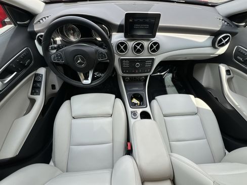 Used 2017 Mercedes-Benz GLA 250 4MATIC image 13