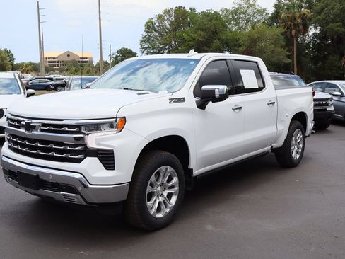 Certified 2023 Chevrolet Silverado 1500 LTZ w/ LTZ Premium Package AWD/4WD image 5