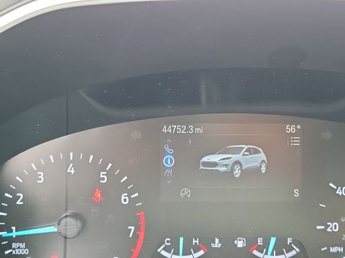 Used 2020 Ford Escape SE FWD image 25