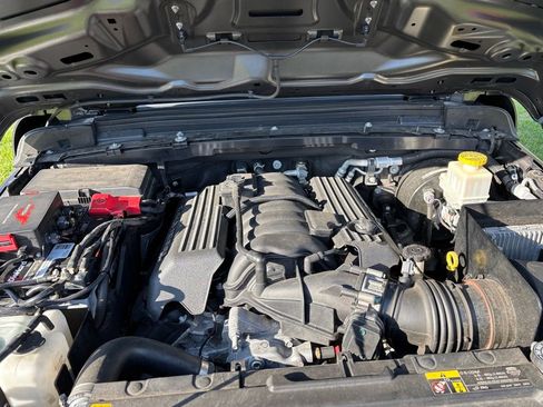 Used 2021 Jeep Gladiator Overland w/ Popular Equipment Package image 2