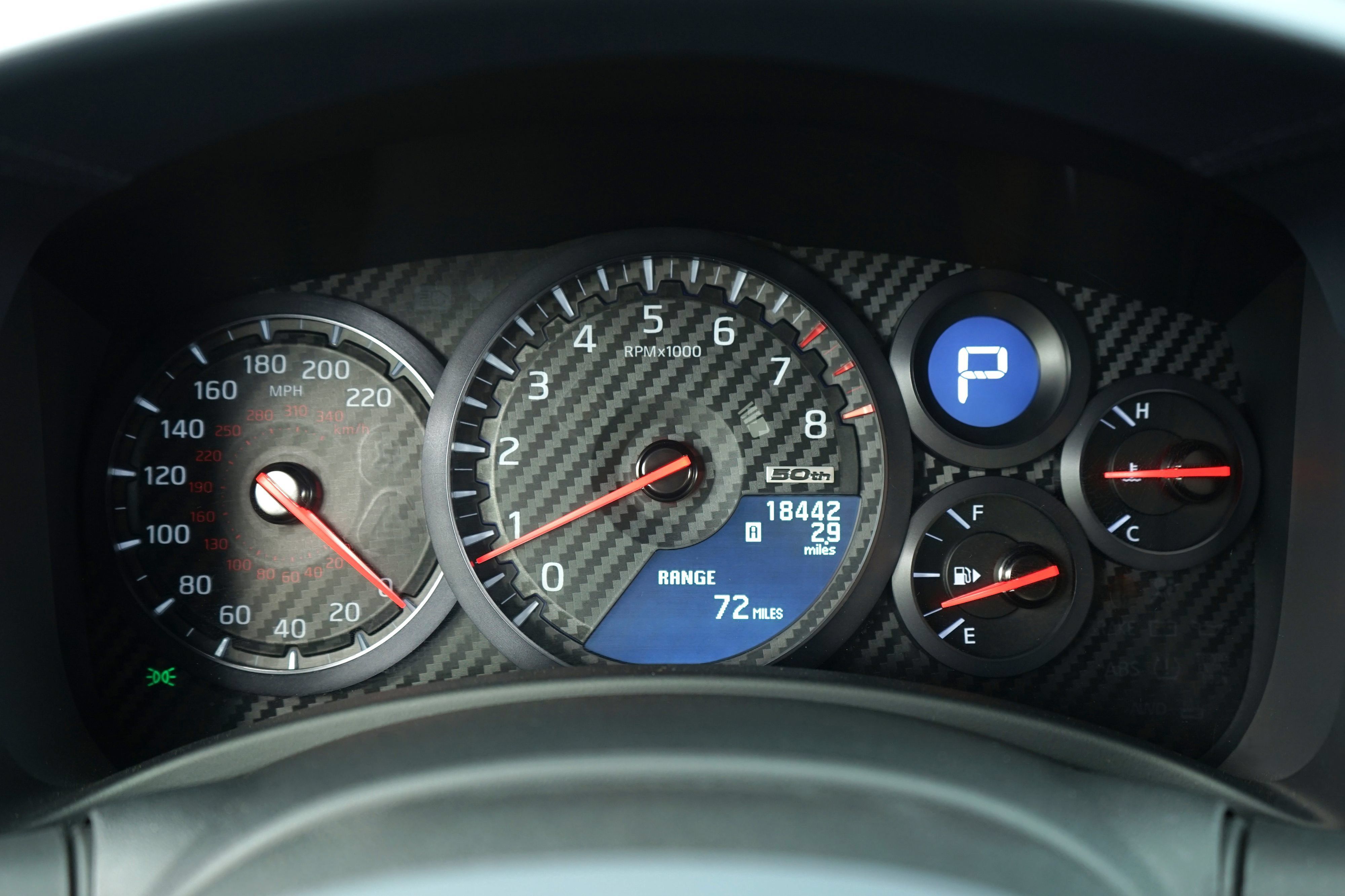 Used 2020 Nissan GT-R Premium AWD/4WD image 28
