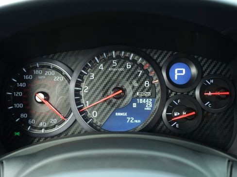 Used 2020 Nissan GT-R Premium AWD/4WD image 28