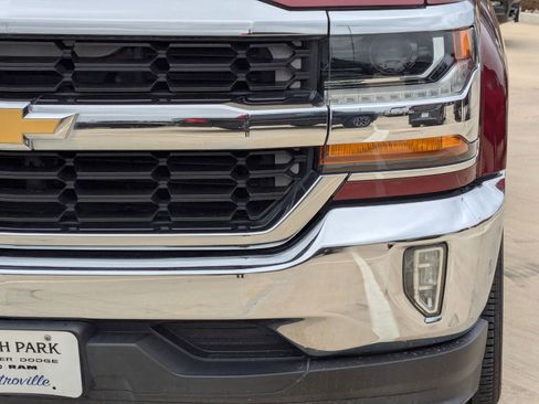 Used 2017 Chevrolet Silverado 1500 LT w/ Texas Edition image 9