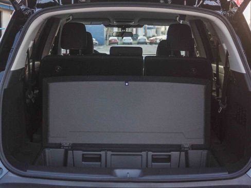 New 2025 Nissan Pathfinder SV w/ Black Appearance Package image 13