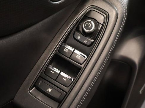 Used 2023 Subaru Forester Touring image 11