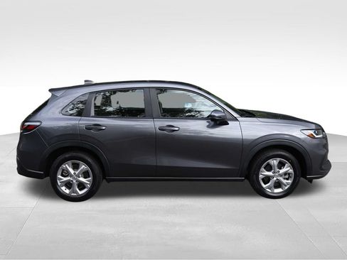 Used 2023 Honda HR-V LX image 4