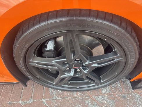 Used 2023 Chevrolet Corvette Stingray Coupe w/ Z51 Performance Package image 14