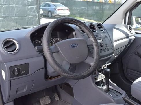 Used 2011 Ford Transit Connect XL FWD image 3