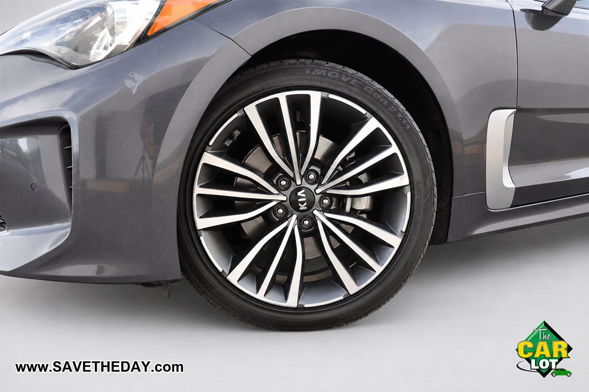 Used 2019 Kia Stinger RWD image 3