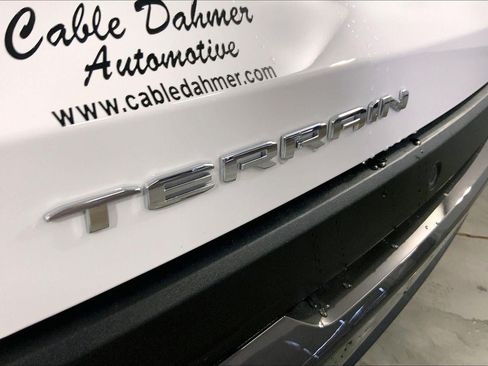 Used 2026 GMC Terrain Elevation FWD image 8