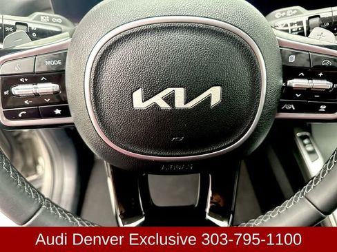 Used 2025 Kia Sorento EX image 14