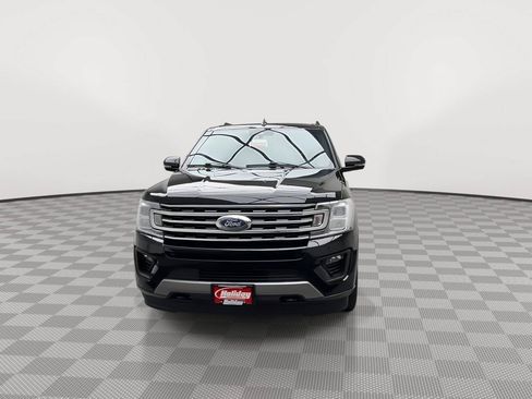 Used 2020 Ford Expedition XLT w/ Equipment Group 202A AWD/4WD image 40